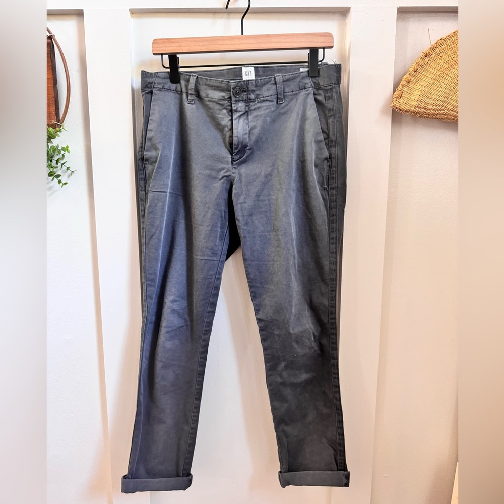 Gap Chino Pant